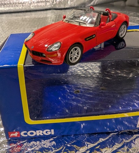 Corgi ty91065 bmw red 43 - ty91065, z8