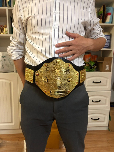 World heavyweight big - big, gold