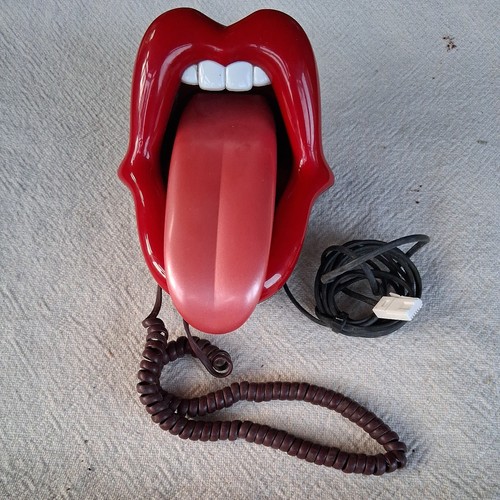 Vintage tongue telephone - tongue, lips