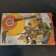 Airfix 1/32 Scale German Paratroops 1975-76 