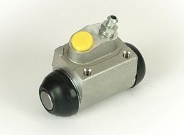 Wheel brake cylinder right - brake,