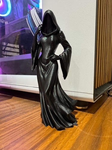 Lady death reaper - reaper, reapress