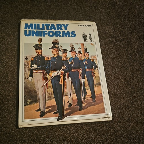 Military uniform orbis - orbis, books