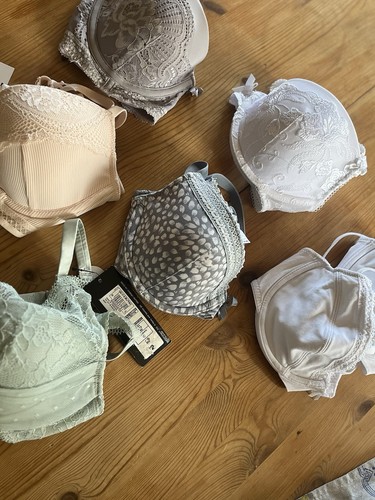 Underwired bras all - underwired, vgc