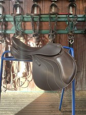 Premiere Equine Saddle 15.5” Adjustable Gullet