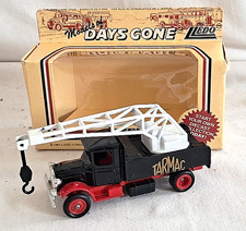 LLEDO DAYS GONE 1934 MACK CRANE TRUCK TARMAC BOXED