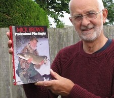 Pike fishing book - Mick Brown