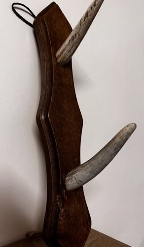 Vintage deer antler wall hooks - antler,