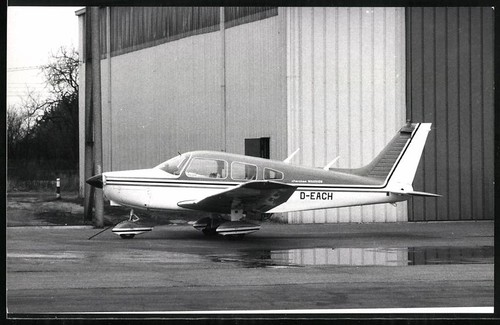 Photograph piper pa 28 - piper, pa-28