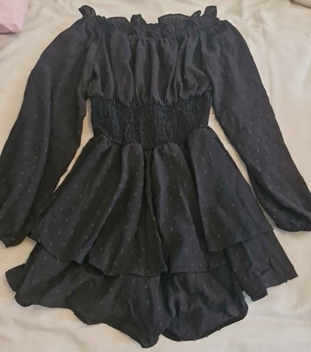 Black flowy off - flowy, off-the-shoulder