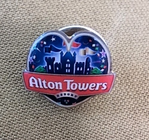 Alton towers small staff heart - small,