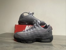 Nike Air Max 95 Essential