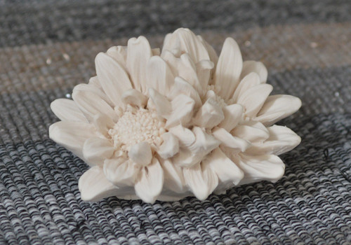 Handmade jesmonite flower - handmade,