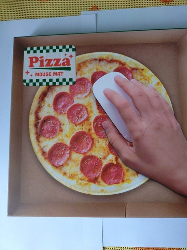 Novelty pizza mouse mat - novelty,