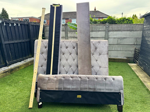 Double bed frame - bed, tufted