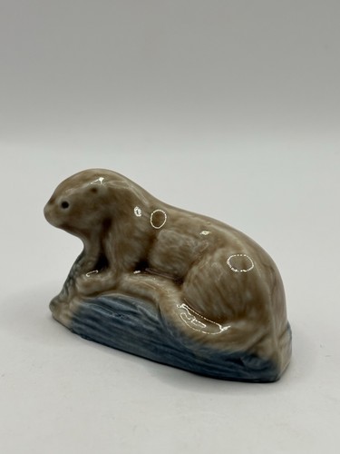 Wade whoppas otter figurine - wade,