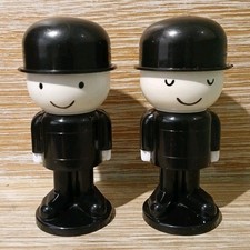 PAIR Vintage Homepride Fred