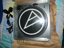 Turntable Audio-Technica Record Player AT-LP60-USB Used