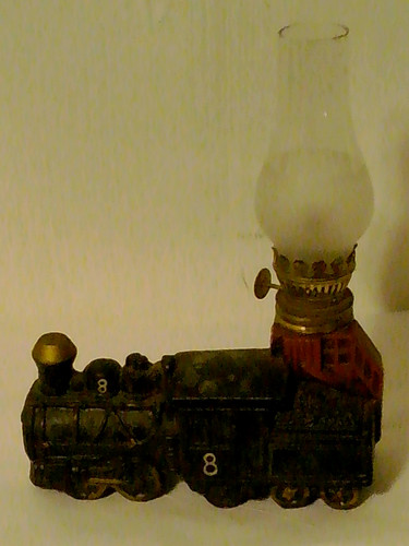 Vintage collectible oil lamp - collectible,