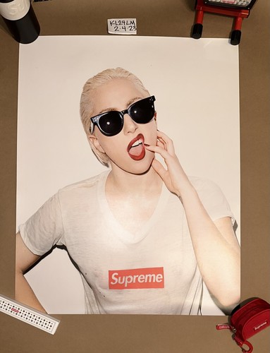 Supreme lady gaga - supreme, single