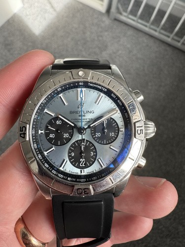 Breitling chronomat b01 - breitling,