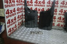 BFD031195 2006 TOYOTA HILUX 2.5 D4D HL2 S/C FRONT MUDFLAPS