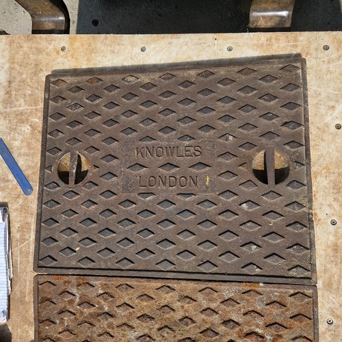 Cast iron manhole cover - cast, 665mm
