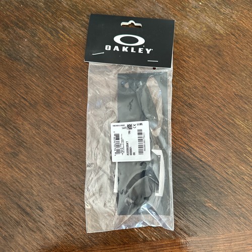 New authentic oakley - oakley, ev