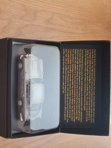 Corgi 36james bond aston - 1/36james,