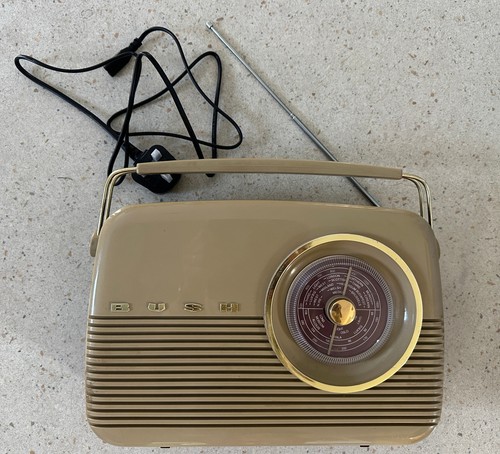 Bush radio tr82 with - :,
