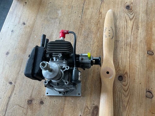 Plane zenoah g260pu 26cc - plane,