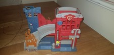 RARE matchbox Fire station