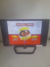 22 INCH JVC TV/DVD COMBO  HD