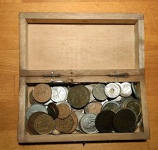 Mixed old British & Foreign Coins Lot - World Coin Collection in wooden box