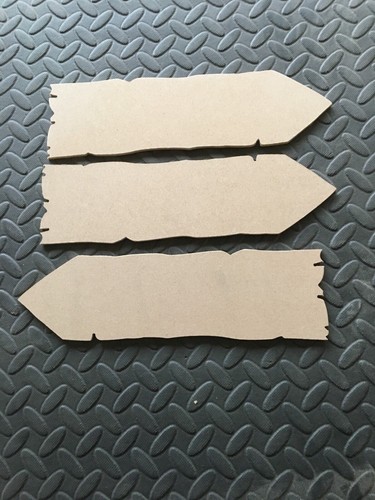 Wooden arrow plain - x,