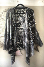 LADIES SALOOS BLACK/WINTER WHITE FINE TAPE WORK WATERFALL CARDIGAN /WRAP 18-20