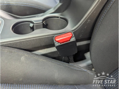Hyundai tucson front seat belt - hyundai,