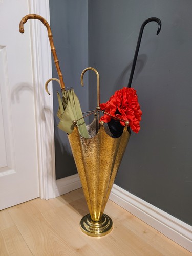 Vintage entrance hallway brass - entrance,