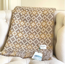 Bronte by Moon Dartmouth Gold