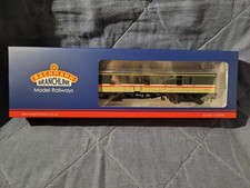 Bachmann 39-080APF OO Gauge BR Mk1 BSK Brake Second Corridor Coach BR InterCity