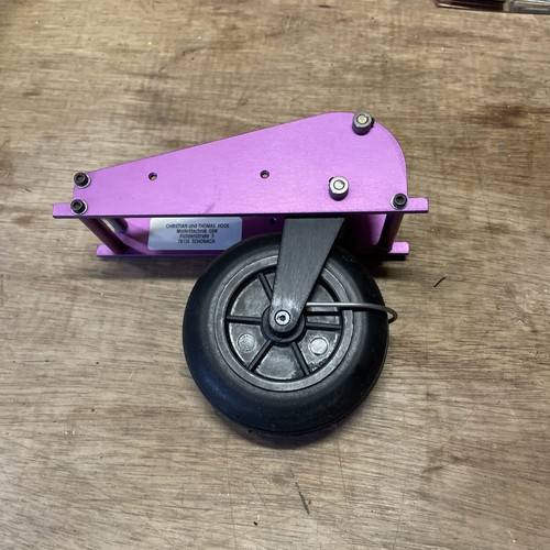 Large scale glyder retractable - large,