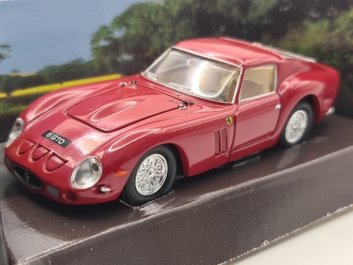 Corgi 98124 ferrari - 300,
