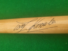 VINTAGE BCE "TONY KNOWLES" 2 PIECE MAPLE SNOOKER/POOL CUE .