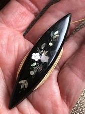 Victorian Inlaid Horn Mother of Pearl Tatting Shuttle Flowers
