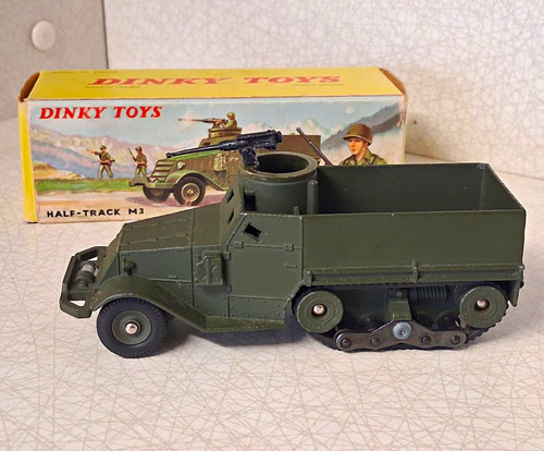 Dinky toys 822 half track - toys, half-track