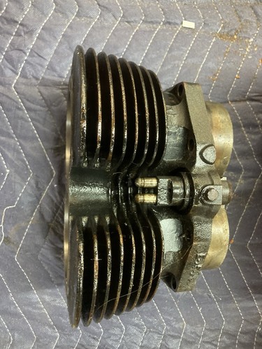 Triumph stud 650 big - stud,