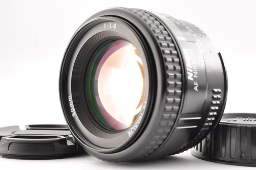 Near mint nikon af nikkor - [near,
