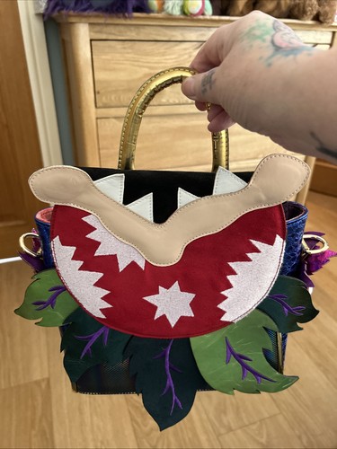 Irregular choice biting - irregular,