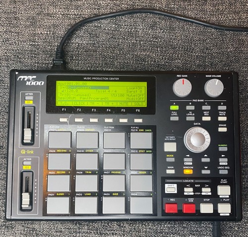Akai mpc1000 black - mpc1000,