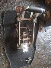 2007 Ford Galaxy Handbrake